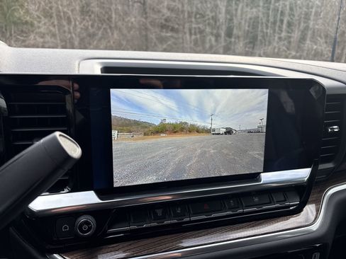 New 2026 Chevrolet Silverado 3500 LT w/ Convenience Package image 21