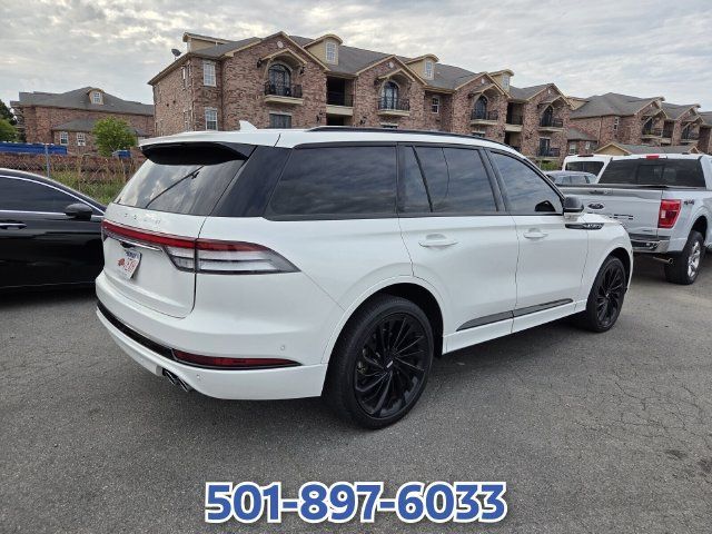Used 2024 Lincoln Aviator Reserve w/ Jet Package AWD/4WD image 4