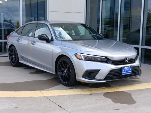 Used 2024 Honda Civic Sport image 5