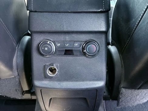 Used 2012 Ford Explorer XLT image 30