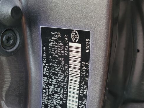 Used 2022 Toyota Camry LE image 30