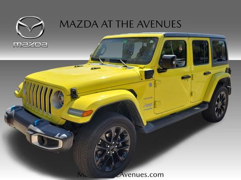 Used 2022 Jeep Wrangler Unlimited Sahara image 1