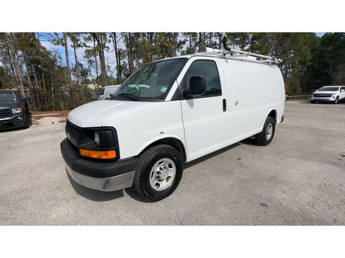 Certified 2014 Chevrolet Express 2500 Work Van w/ Cold Climate Package image 4