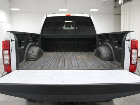 Used 2021 Ford F250 Lariat image 21