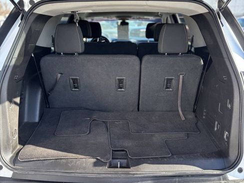 Used 2019 Chevrolet Traverse LS AWD/4WD image 17