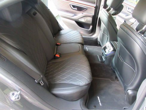 Used 2021 Mercedes-Benz S 580 4MATIC Sedan image 33