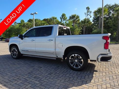 Used 2024 Chevrolet Silverado 1500 High Country w/ Technology Package RWD image 9