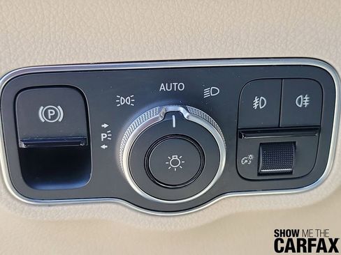 Used 2021 Mercedes-Benz GLB 250 image 18
