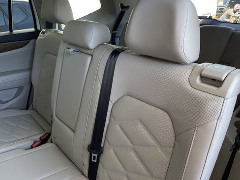 New 2026 Volkswagen Atlas SE image 26