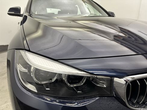 Used 2017 BMW 340i Gran Turismo xDrive image 18