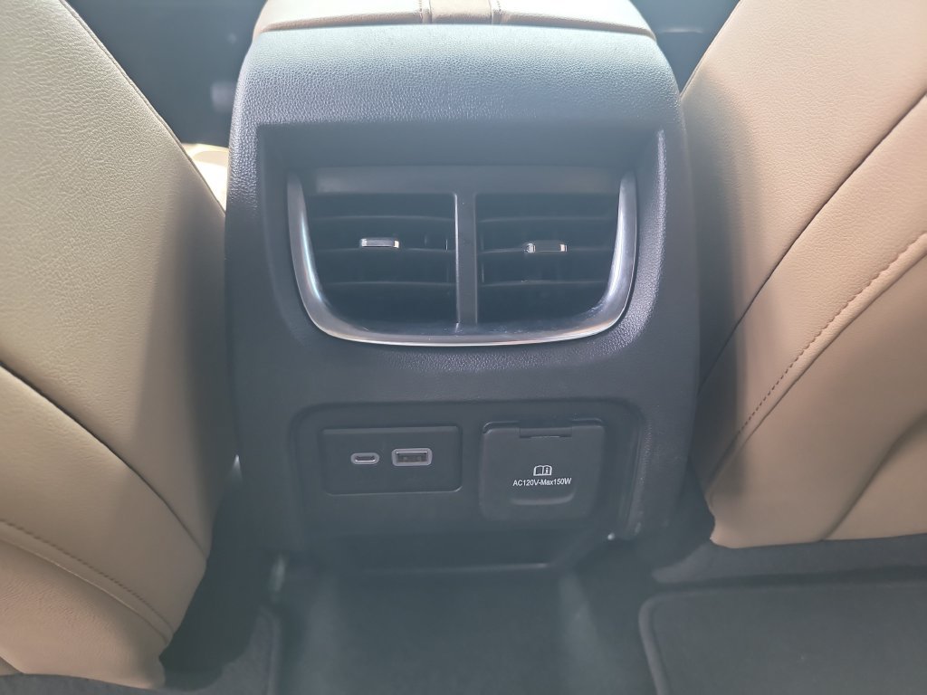 Used 2019 Chevrolet Blazer Premier w/ Driver Confidence II Package FWD image 15