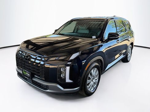 Used 2025 Hyundai Palisade SEL AWD/4WD image 3