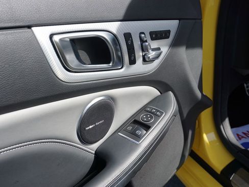 Certified 2020 Mercedes-Benz SLC 43 AMG image 19