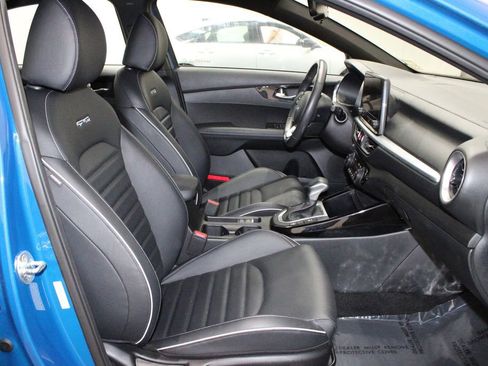 Used 2022 Kia Forte GT-Line w/ GT-Line Premium Package image 13