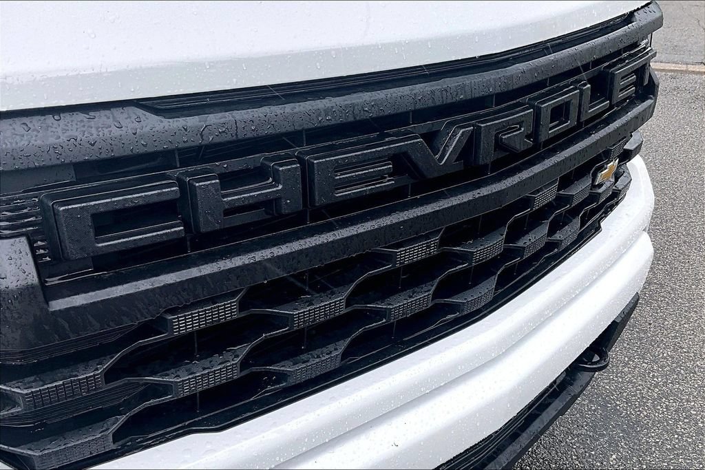 Used 2025 Chevrolet Silverado 1500 Custom AWD/4WD image 33