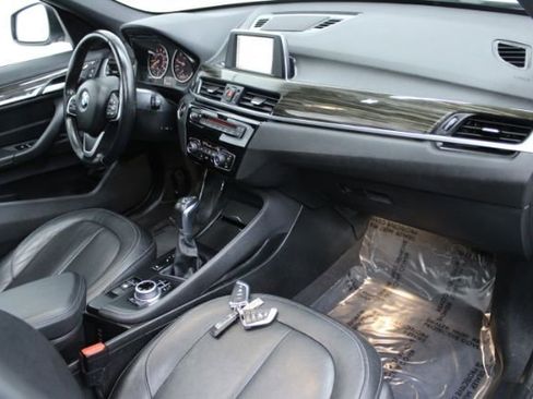 Used 2017 BMW X1 xDrive28i image 25