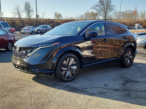 Used 2023 Nissan Ariya FWD image 3