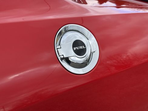 Used 2009 Dodge Challenger SRT8 image 28