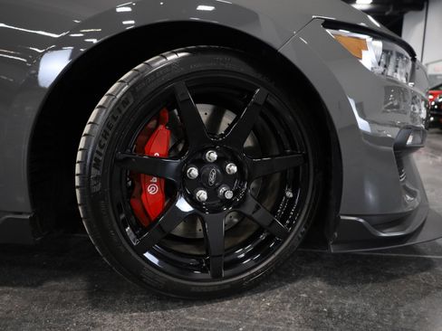 Used 2018 Ford Mustang Shelby GT350R w/ GT350R Equipment Group 920A image 10