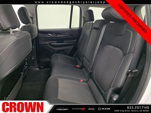 Certified 2024 Jeep Grand Cherokee Laredo AWD/4WD image 18