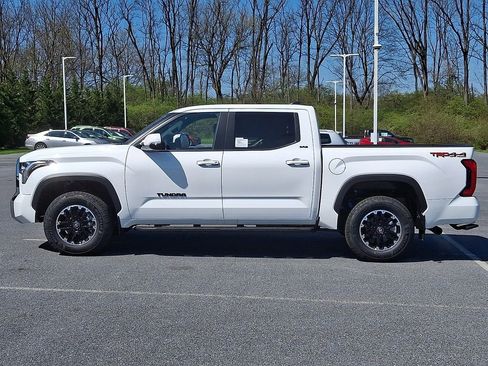 New 2026 Toyota Tundra SR5 AWD/4WD image 9