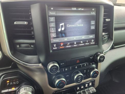 Used 2021 RAM 1500 Laramie AWD/4WD image 15