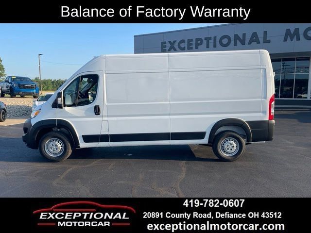 Used 2025 RAM ProMaster 2500 FWD image 2