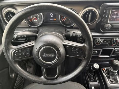 Used 2020 Jeep Wrangler Sport AWD/4WD image 23