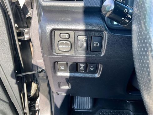Used 2023 Toyota 4Runner TRD Off-Road Premium w/ Off Road Premium Plus Package AWD/4WD image 27