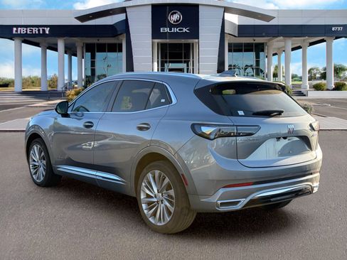 Used 2024 Buick Envision Avenir AWD/4WD image 3