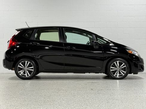 Used 2017 Honda Fit EX image 5