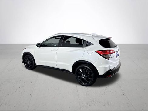 Used 2022 Honda HR-V Sport image 8
