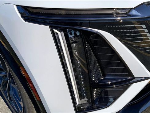 New 2026 Cadillac Lyriq Premium Sport AWD/4WD image 14