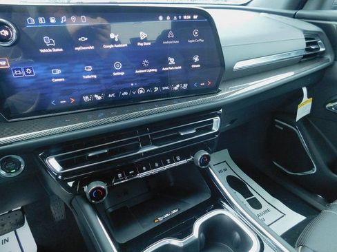 New 2026 Chevrolet Traverse High Country FWD image 15