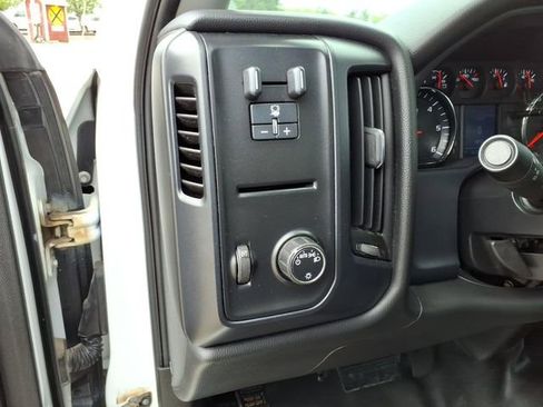 Used 2015 Chevrolet Silverado 3500 W/T RWD image 21