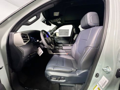 New 2026 Toyota Tundra Platinum AWD/4WD image 14