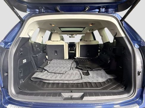 Used 2022 Subaru Ascent Limited w/ Technology Package image 28