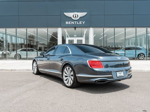 Certified 2026 Bentley Flying Spur Plug-In Hybrid AWD/4WD image 8