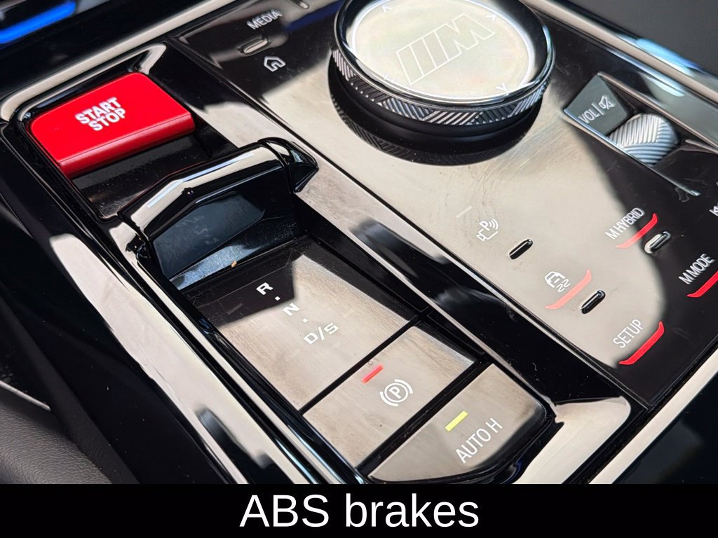 Used 2025 BMW M5 Touring AWD/4WD image 9