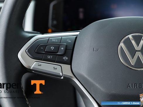 Used 2023 Volkswagen Atlas SE w/ Black Wheel Package FWD image 21