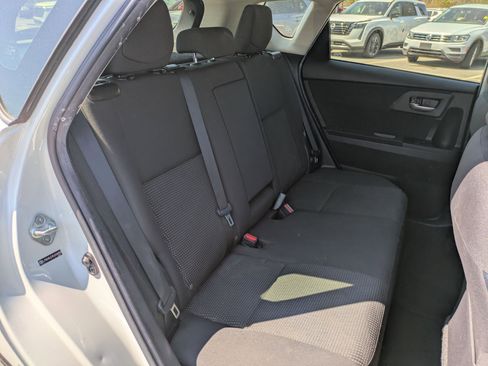 Used 2017 Toyota Corolla iM image 31