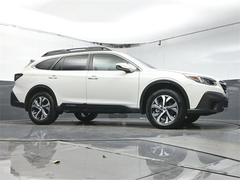 Certified 2021 Subaru Outback Limited w/ Popular Package #2 image 34