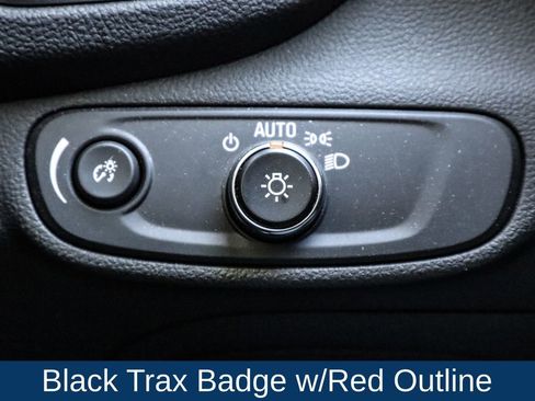 Used 2020 Chevrolet Trax LT w/ Sun & Sound Package image 22