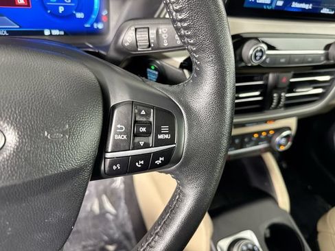 Used 2020 Ford Escape SE Sport AWD/4WD image 13