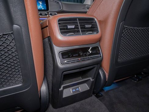 New 2026 Mercedes-Benz GLS 450 4MATIC image 27