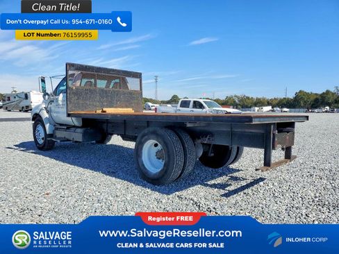Used 2013 Ford F650 2WD Regular Cab Super Duty image 3
