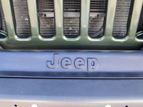 Used 1998 Jeep Wrangler Sahara image 34