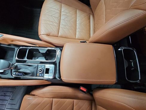 Used 2023 Kia Telluride SX X-Line AWD/4WD image 25