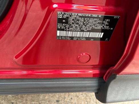 Used 2014 Toyota RAV4 LE AWD/4WD image 11