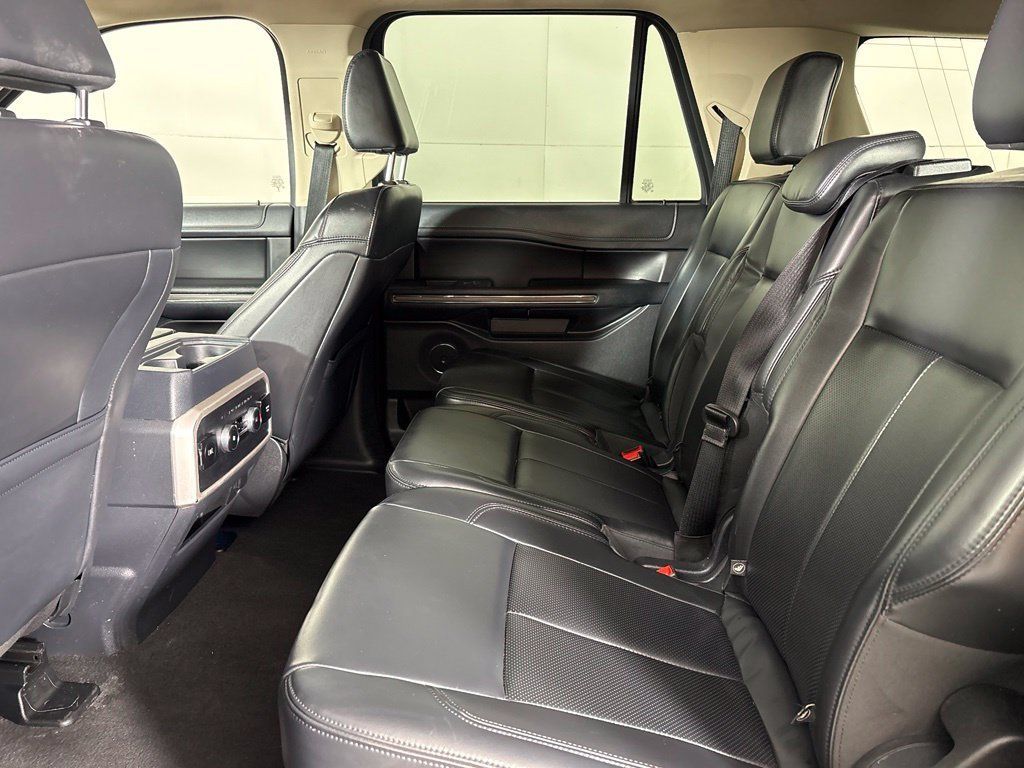 Used 2024 Ford Expedition Max XLT AWD/4WD image 38